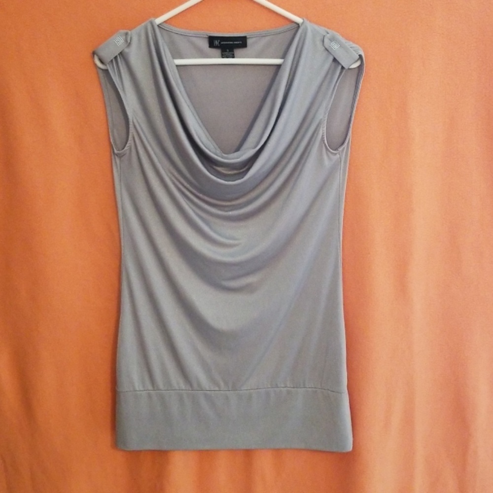 Fancy gray dress shirt